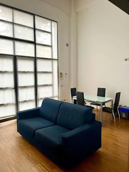 Loft Industrial Revival Villa Milan